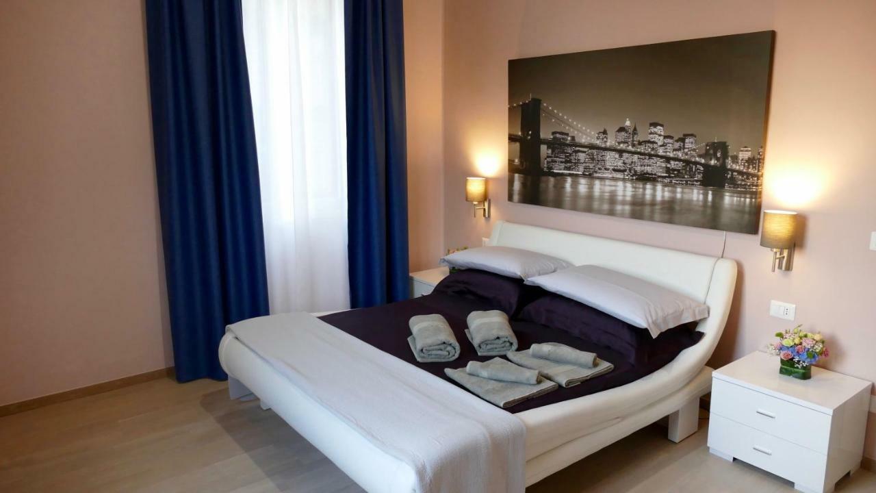 Cairoli Exclusive Rooms & Suite Μπρίντιζι Εξωτερικό φωτογραφία